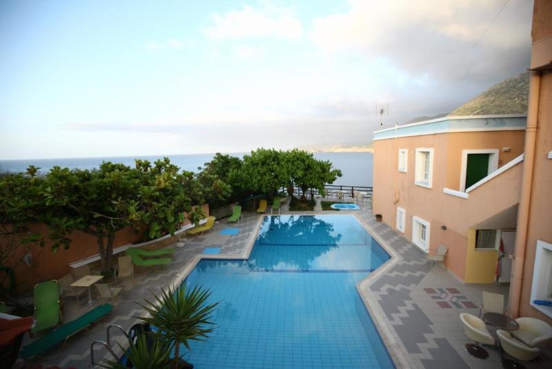 Ormos Atalia Aparthotel Bali  Kültér fotó